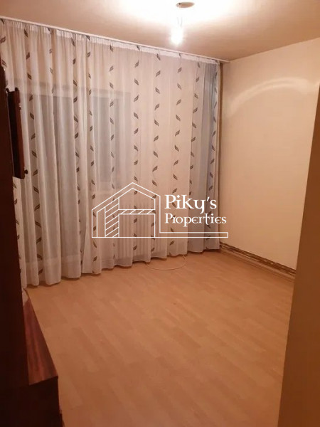 Apartament 4 camere ~ 78 mpu ~ str Aurel Vlaicu 